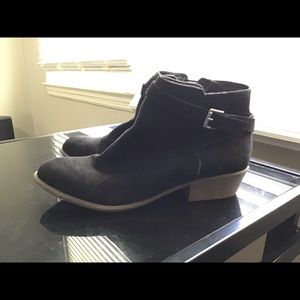 Women’s brash booties